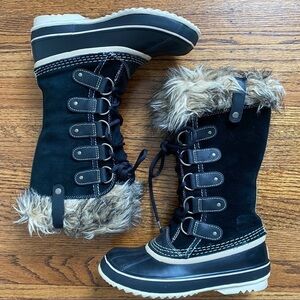 Sorel Joan of Arctic waterproof snow boots size 6